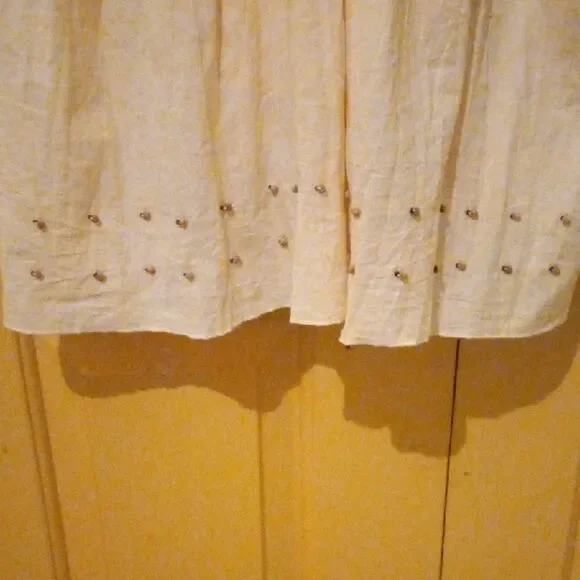 Chic Salmon Colored Sleeveless Top - Picture 3 of 6